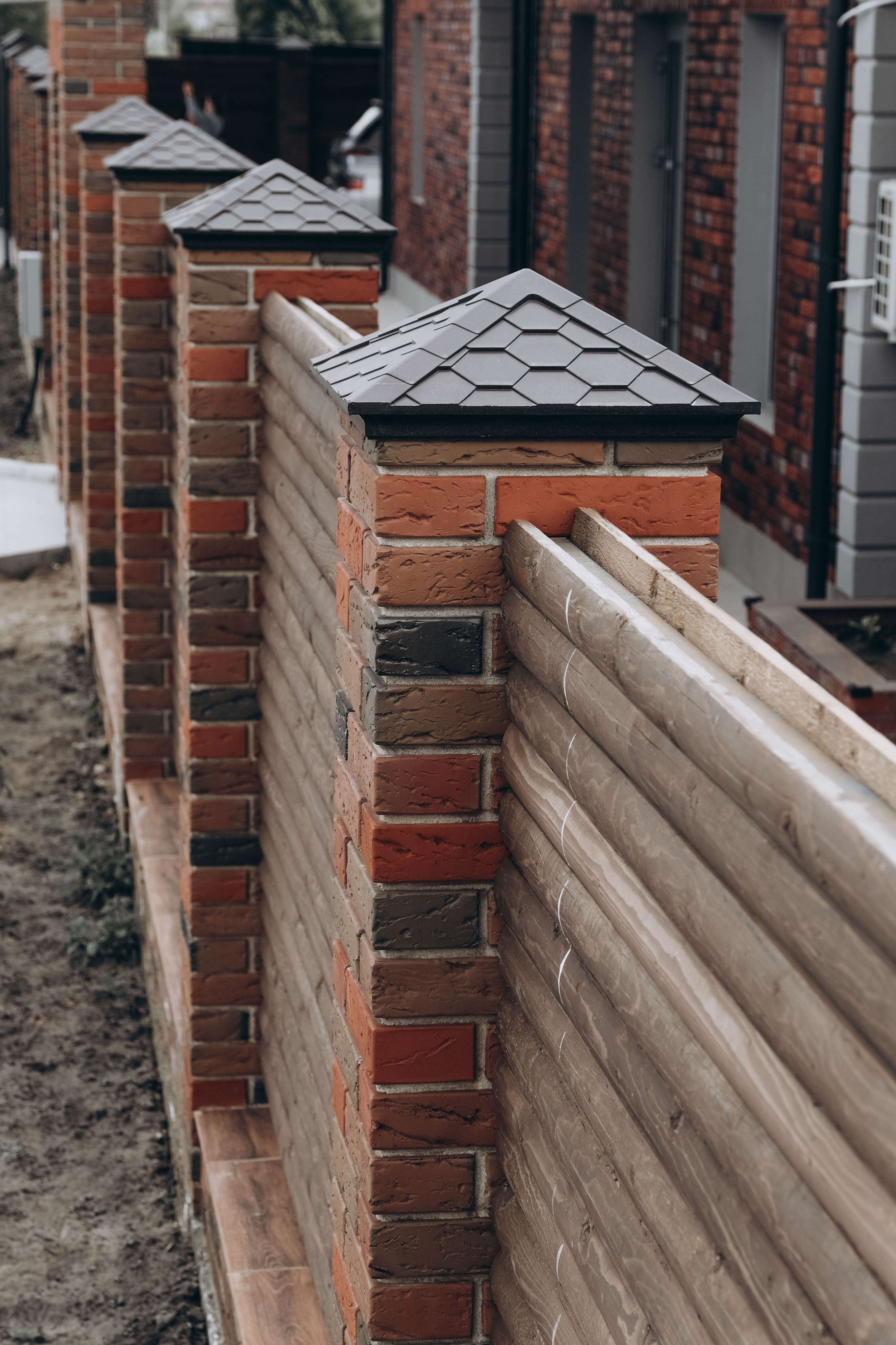 Колпак Zking Эверест Коричневый на столб 1.5х1.5 кирпича (390х390мм) в Екатеринбурге фото